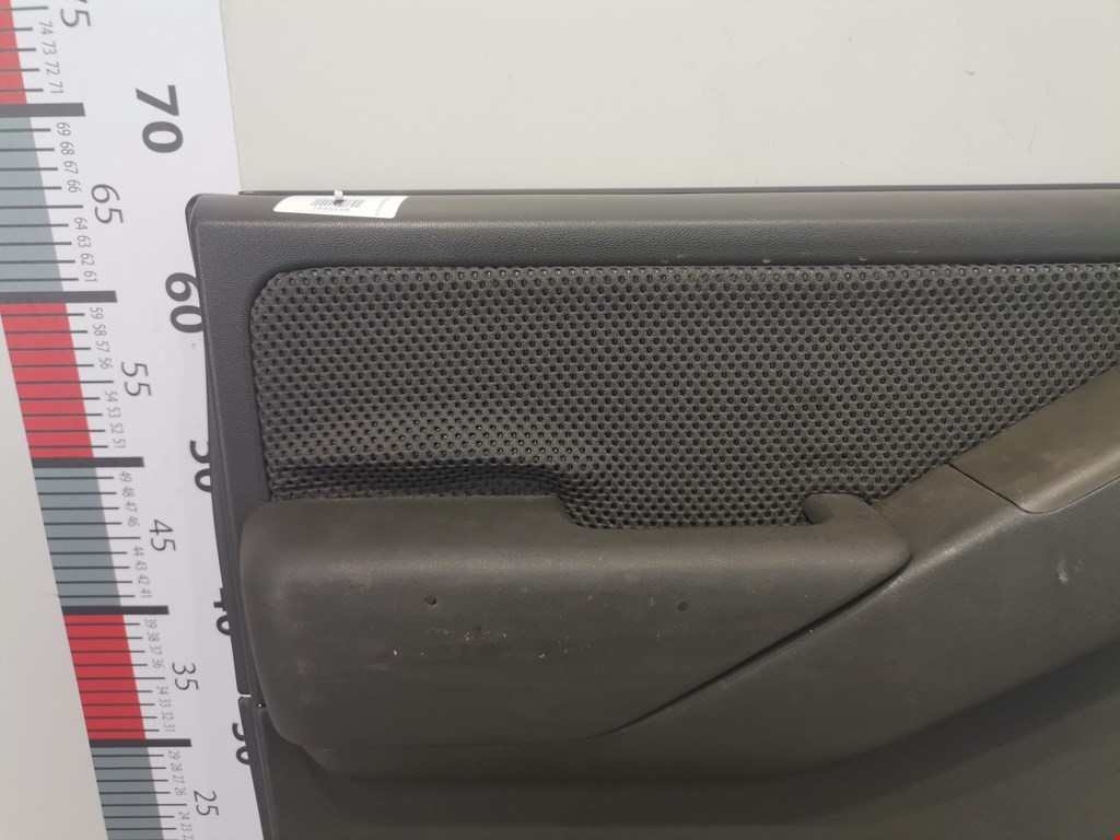 Обшивка двери передняя левая NISSAN Navara III D40 2005-2015