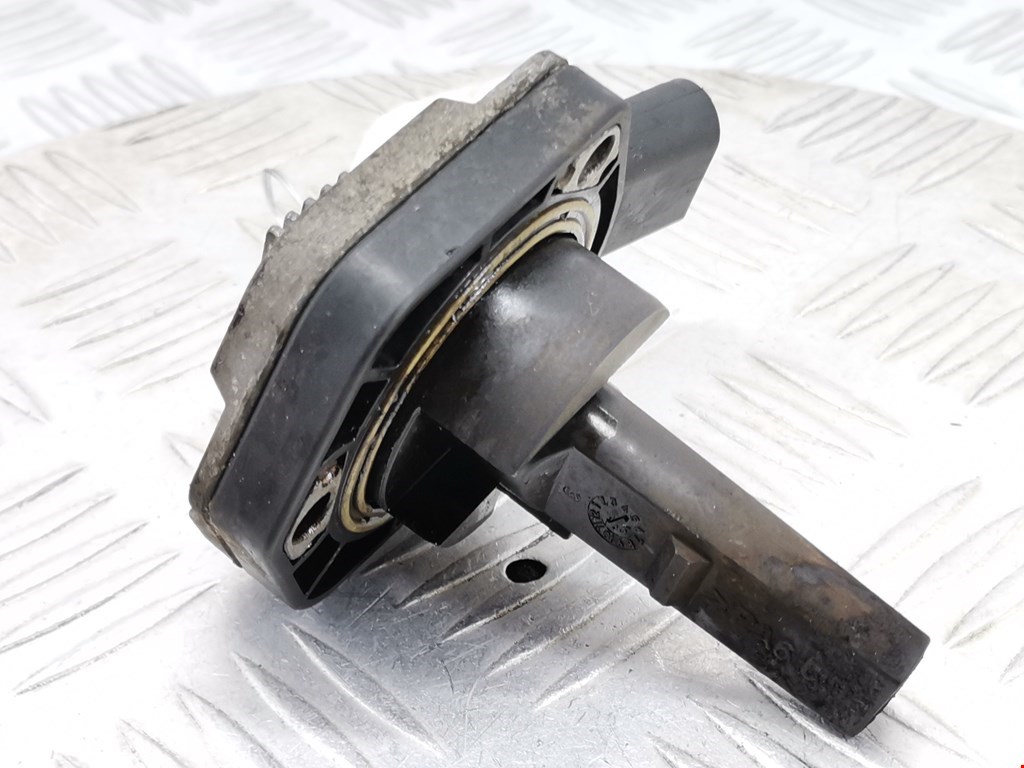 Датчик уровня масла VOLKSWAGEN Bora 1998-2005