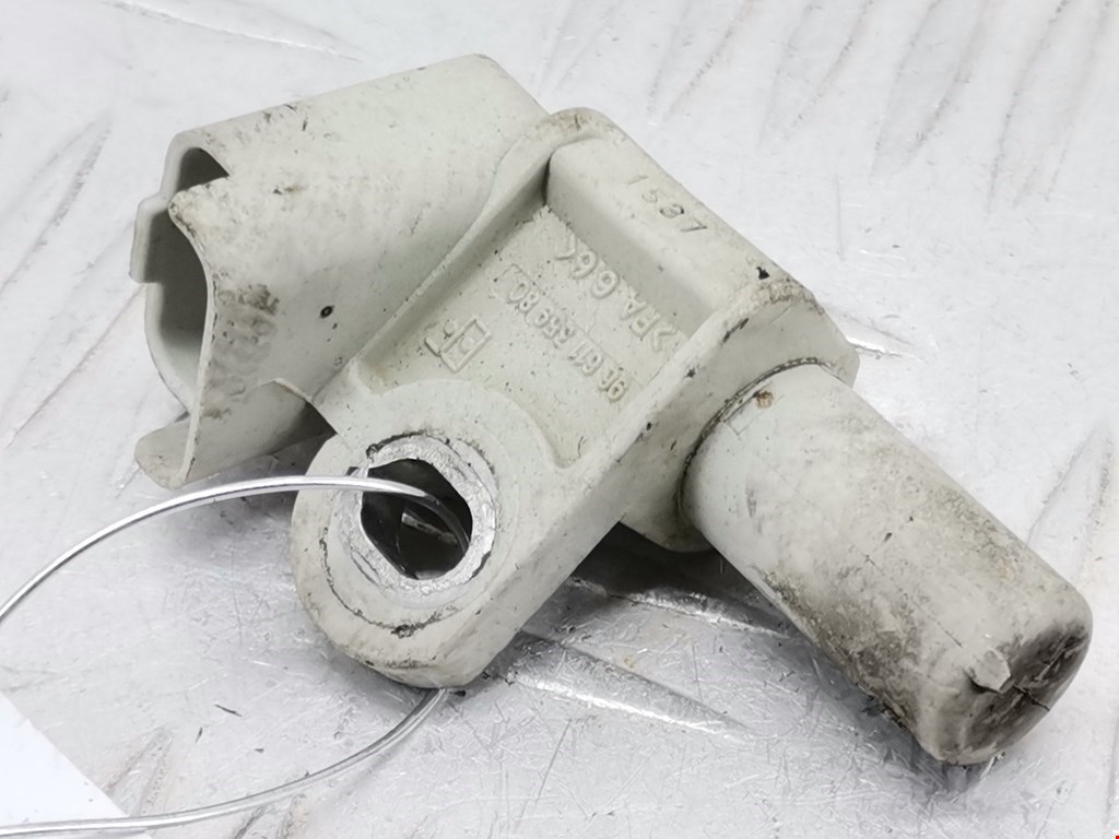 Датчик положения распредвала FORD Focus II 2005-2011