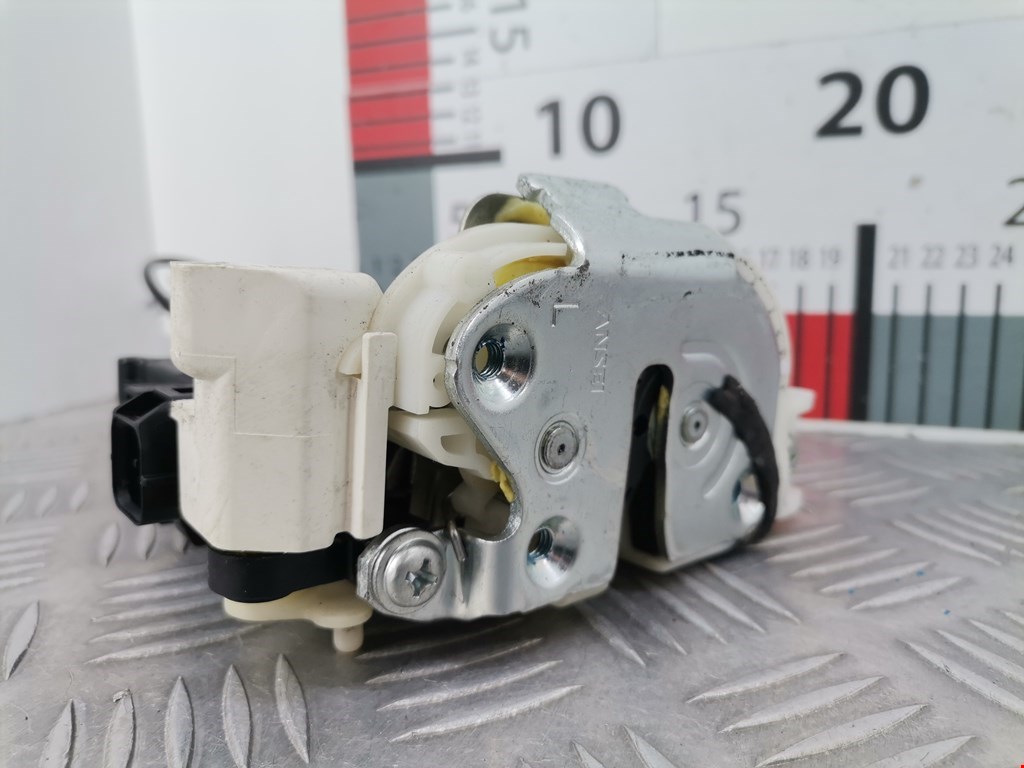 Замок двери задней левой MITSUBISHI Outlander XL 2006-2012