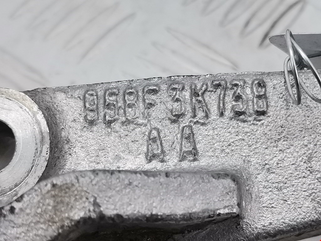 Кронштейн гидроусилителя FORD Escort 1995-2000