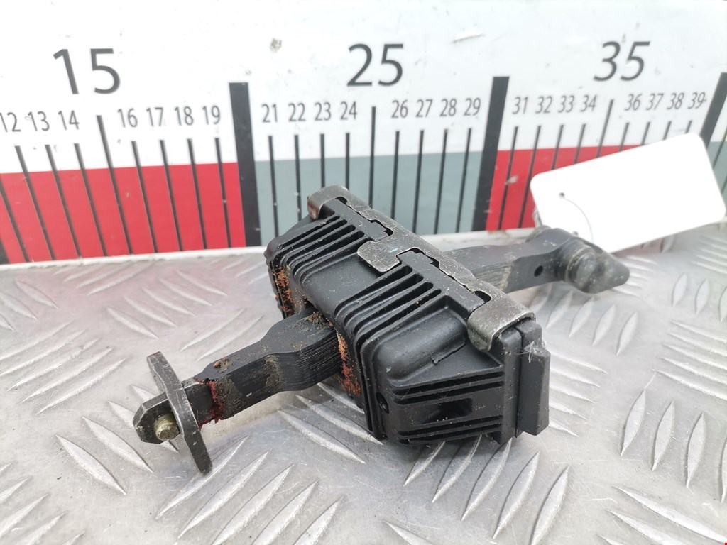 Ограничитель открывания двери BMW X5 E53 1999-2006