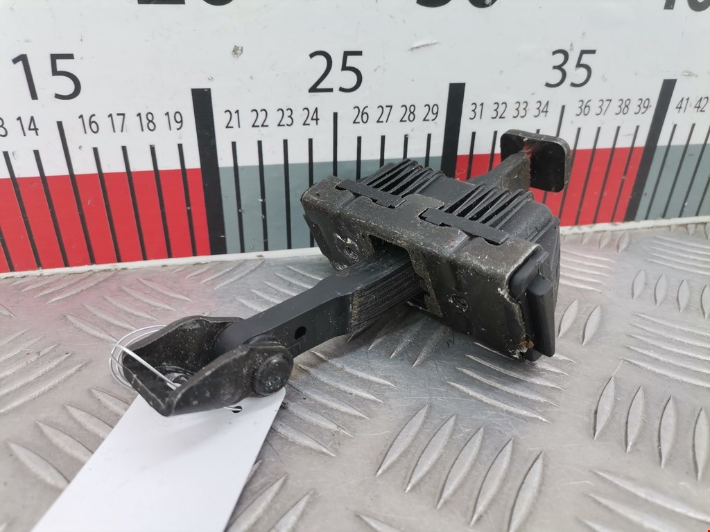 Ограничитель открывания двери BMW X5 E53 1999-2006