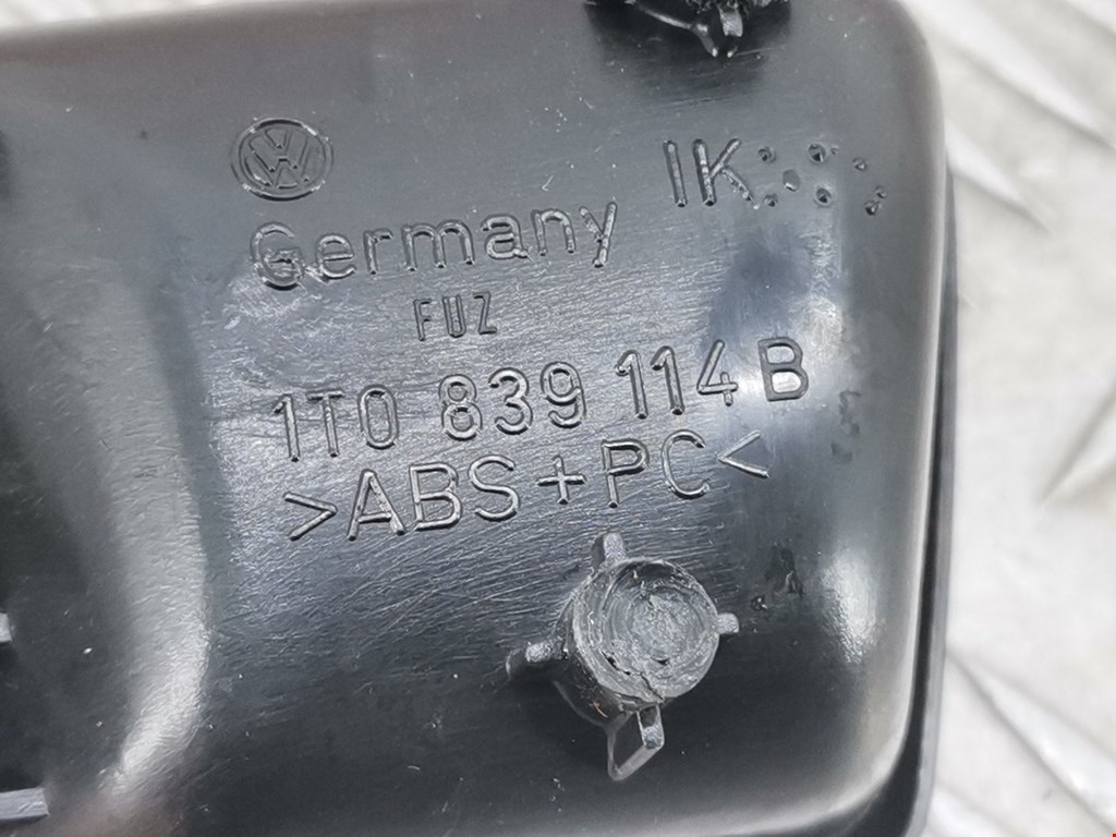 Ручка дверная задняя внутренняя правая VOLKSWAGEN Touran 2003-2010