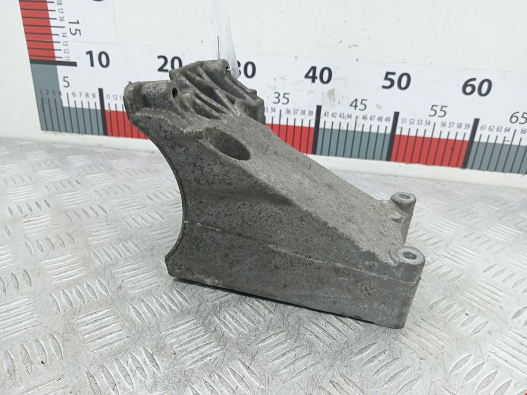 Кронштейн кондиционера Ford Focus 2 (2004-2011)