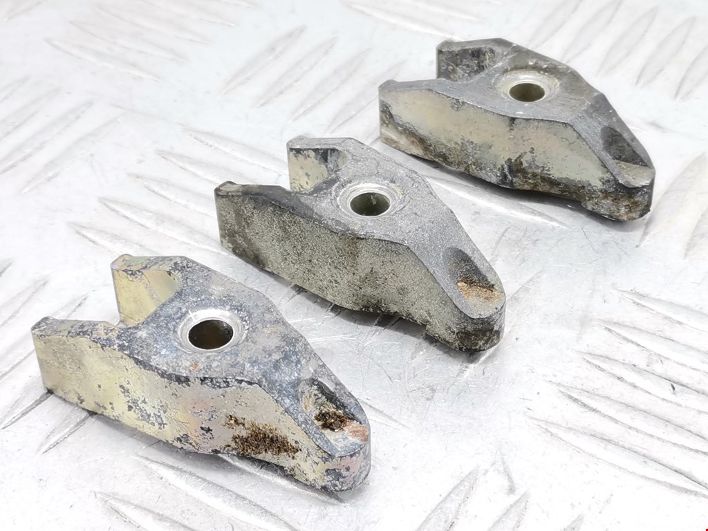 Кронштейн форсунки HONDA CR-V II 2002-2007