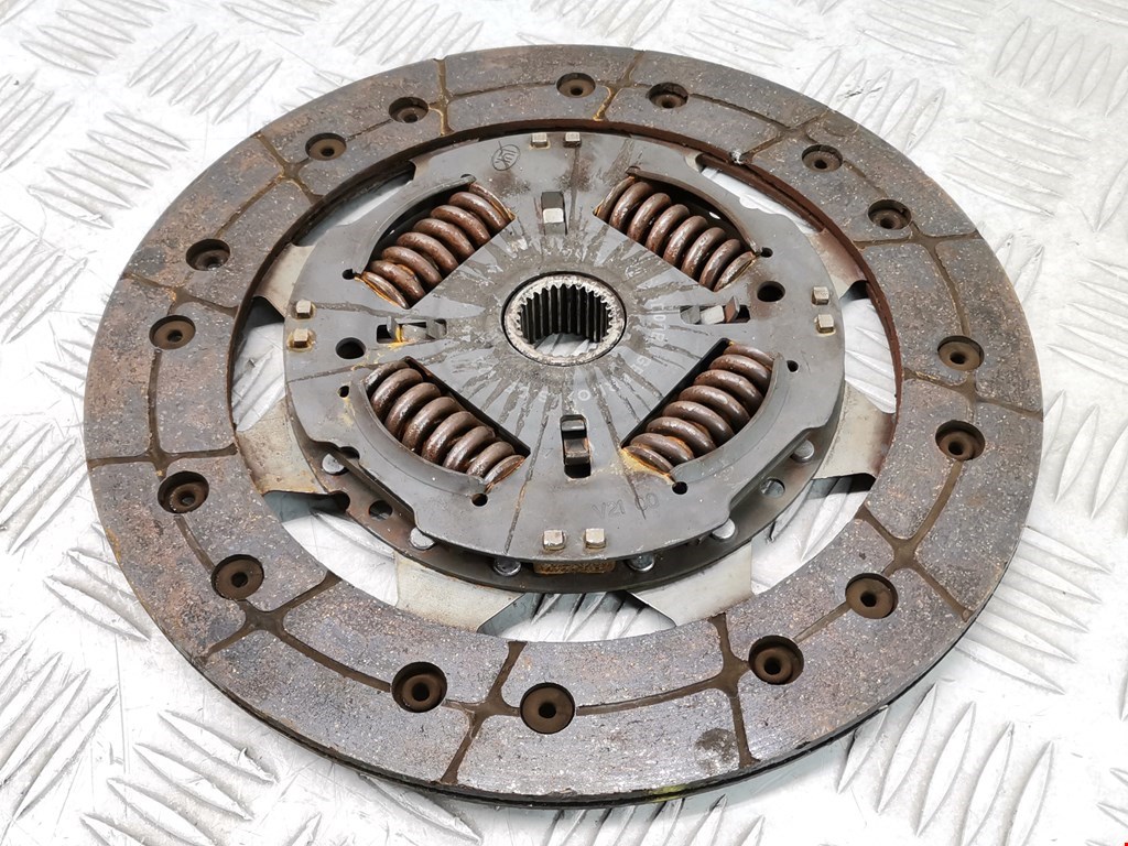 Маховик (демпфер сцепления) VOLKSWAGEN Golf V 2003-2009