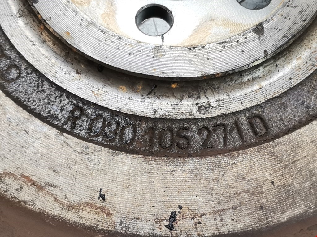 Маховик (демпфер сцепления) VOLKSWAGEN Golf V 2003-2009