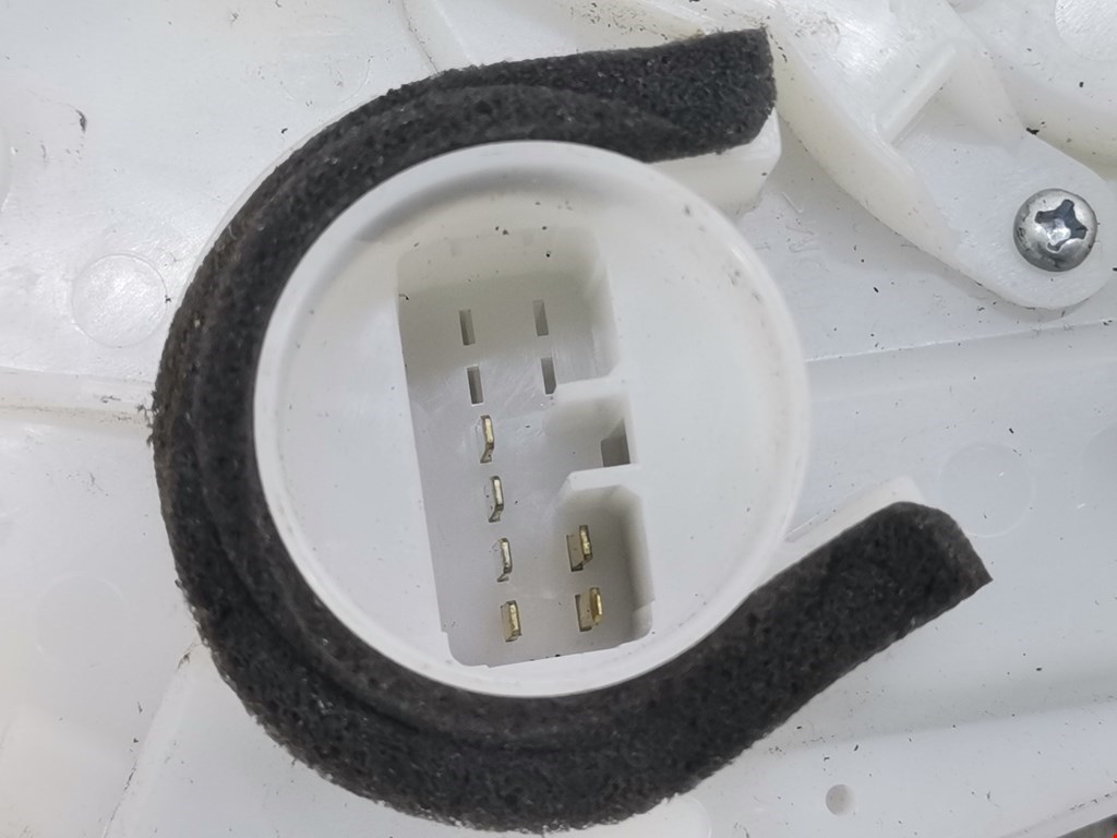 Замок двери передней правой MITSUBISHI Outlander GF0W 2012-н.в.