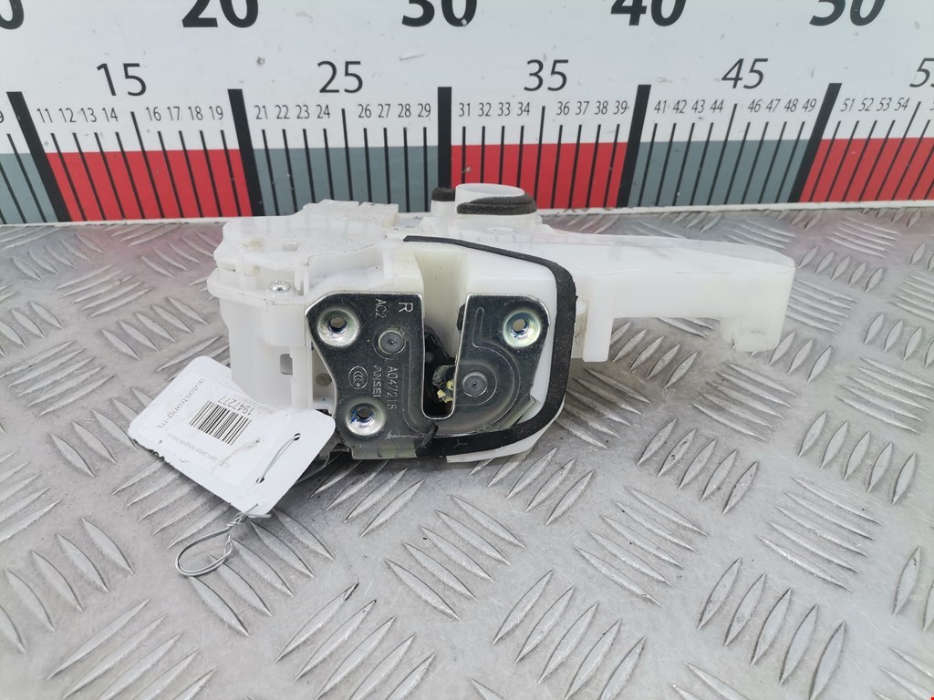 Замок двери передней правой MITSUBISHI Outlander GF0W 2012-н.в.