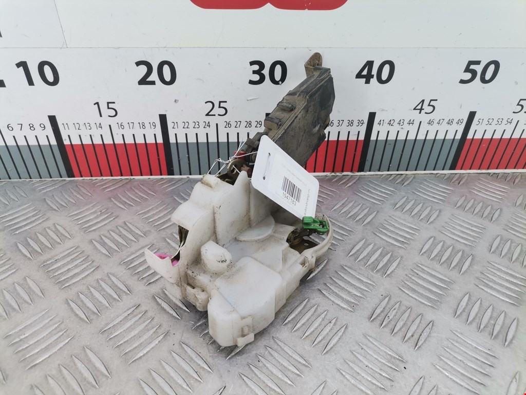 Замок двери передней правой SUBARU Legacy 1998-2004