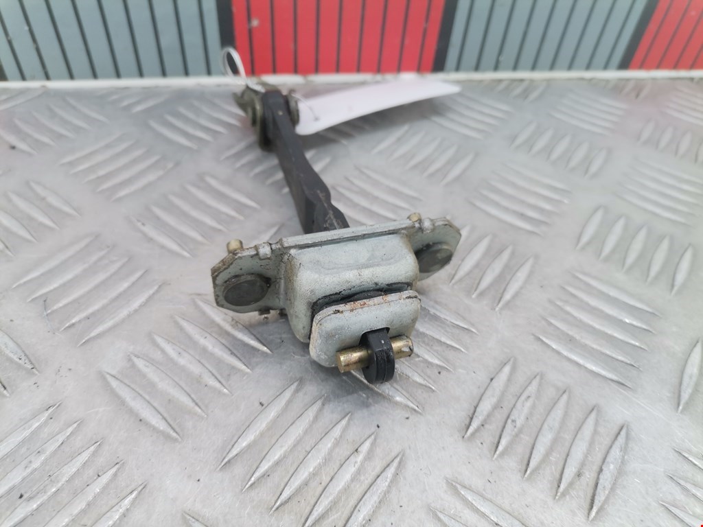 Ограничитель открывания двери SUBARU Legacy 1998-2004