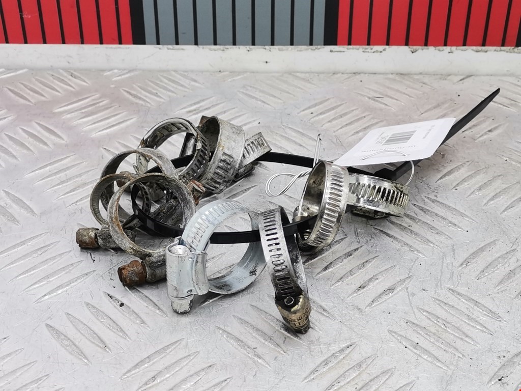 Хомут металлический Volkswagen Golf 4 (1997-2004)