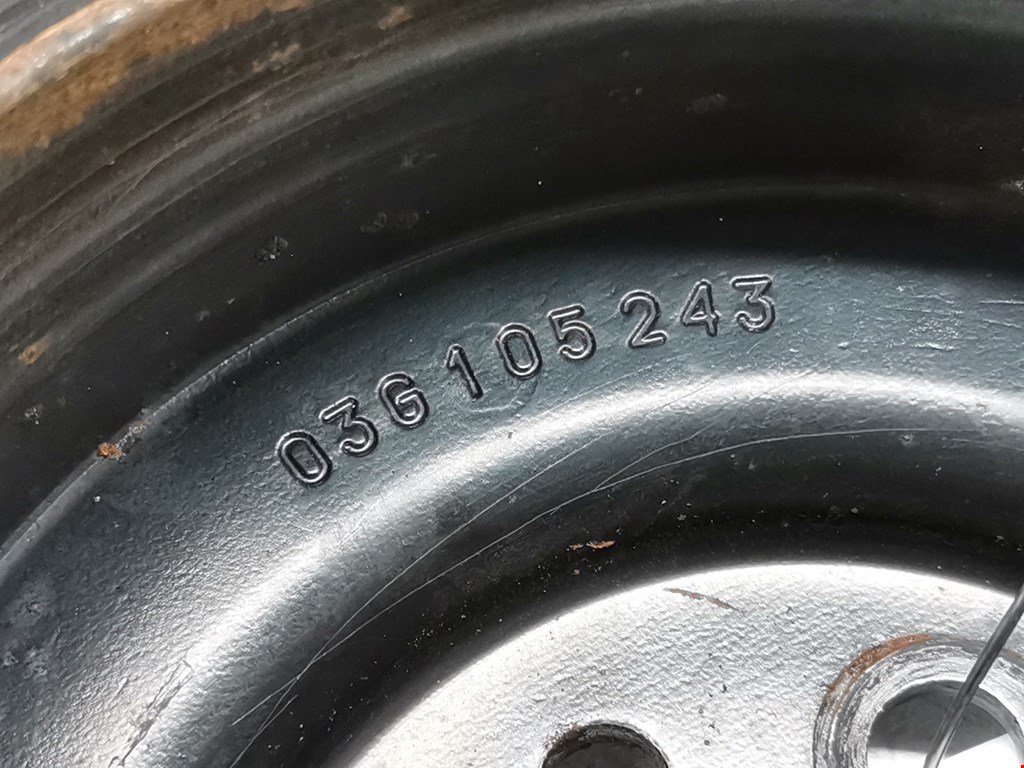 Шестерня коленвала (шкив) VOLKSWAGEN Passat B6 2005-2011