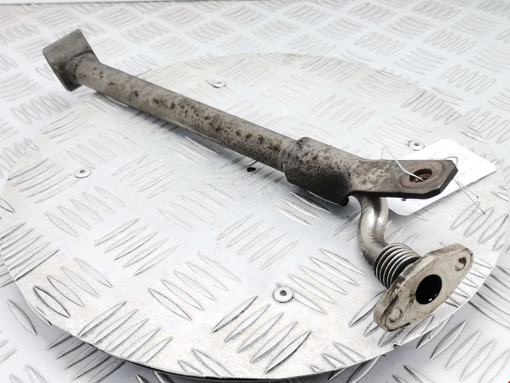 Трубка нагнетателя VOLKSWAGEN Passat B6 2005-2011