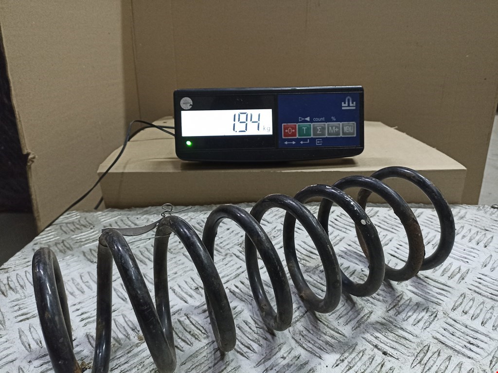 Пружина задняя левая/правая MAZDA Mazda 3 BL 2009-2013