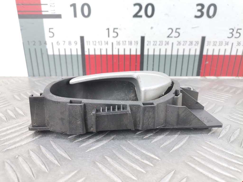 Ручка дверная передняя внутренняя левая PEUGEOT 207 2006-2015