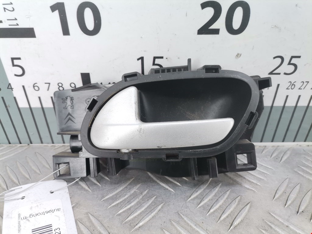 Ручка дверная передняя внутренняя левая PEUGEOT 207 2006-2015