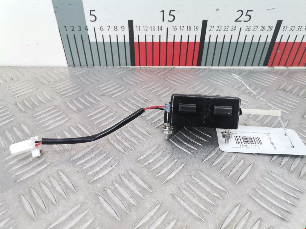 Активатор замка багажника CHEVROLET Aveo T200 2003-2008