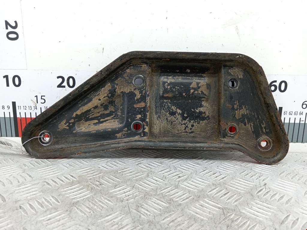 Кронштейн рессоры (стремянка башмак и прочие) Mercedes Sprinter 1 (W901-905) (1995-2006)