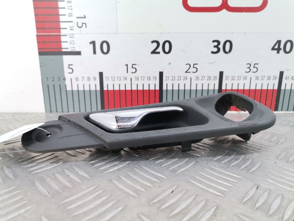 Ручка дверная задняя внутренняя правая MERCEDES-BENZ C-Class C-klasse W203 2000-2007