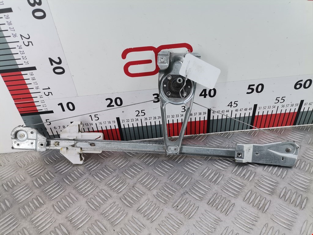 Стеклоподъемник задний правый VOLKSWAGEN Polo III 1994-2001