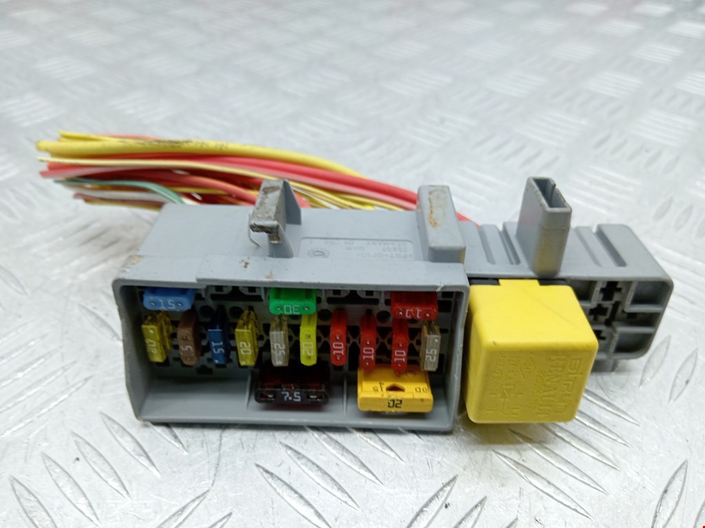 Датчик уровня в бачок омывателя RENAULT Megane II 2002-2009