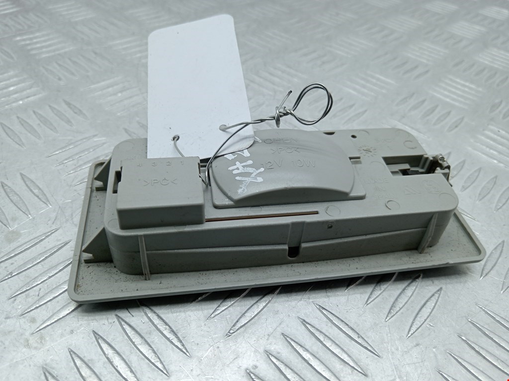 Плафон салонный (салона фонарь) SEAT Cordoba 1993-2002