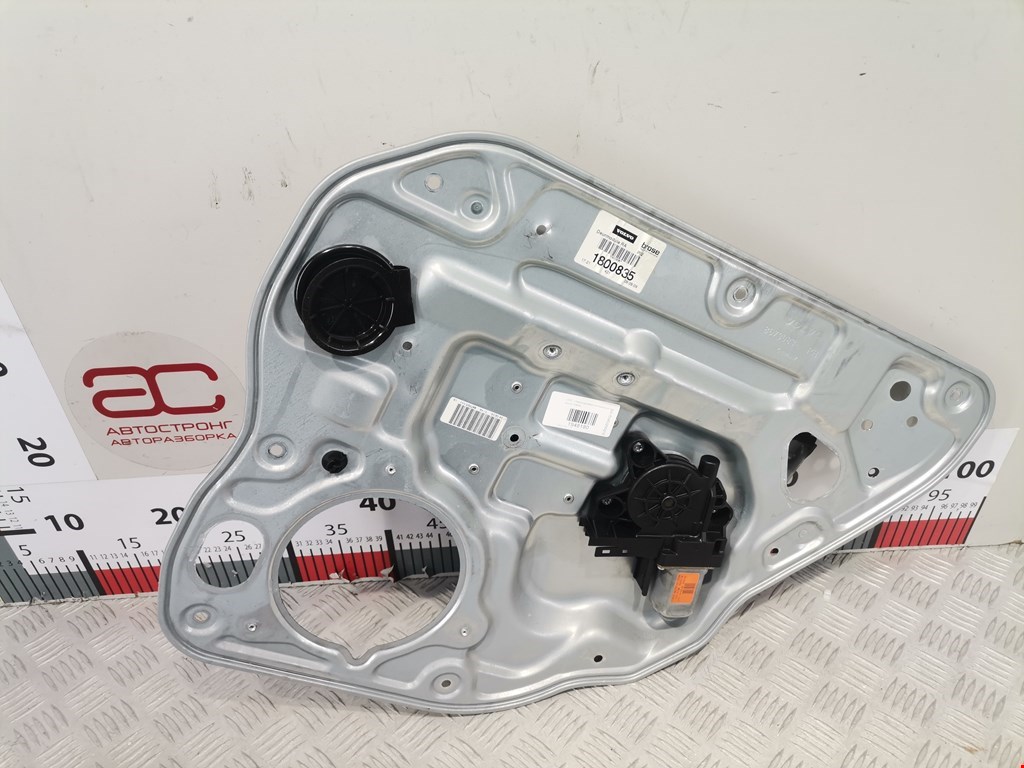 Стеклоподъемник задний правый VOLVO V50 I 2004-2012