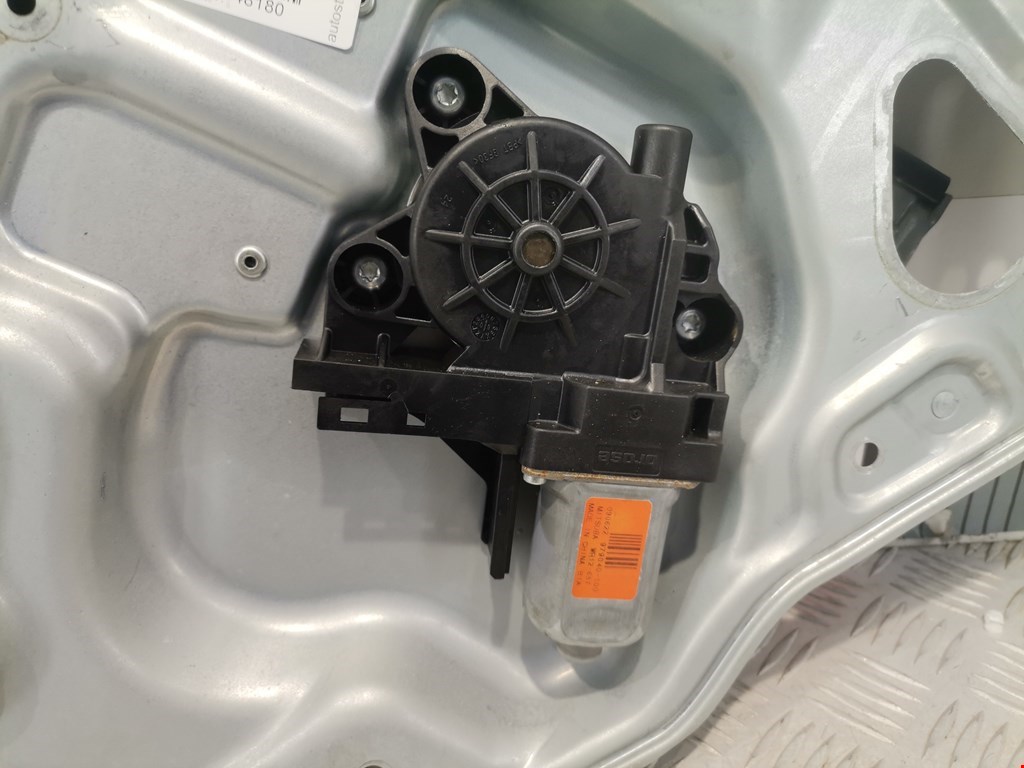 Стеклоподъемник задний правый VOLVO V50 I 2004-2012