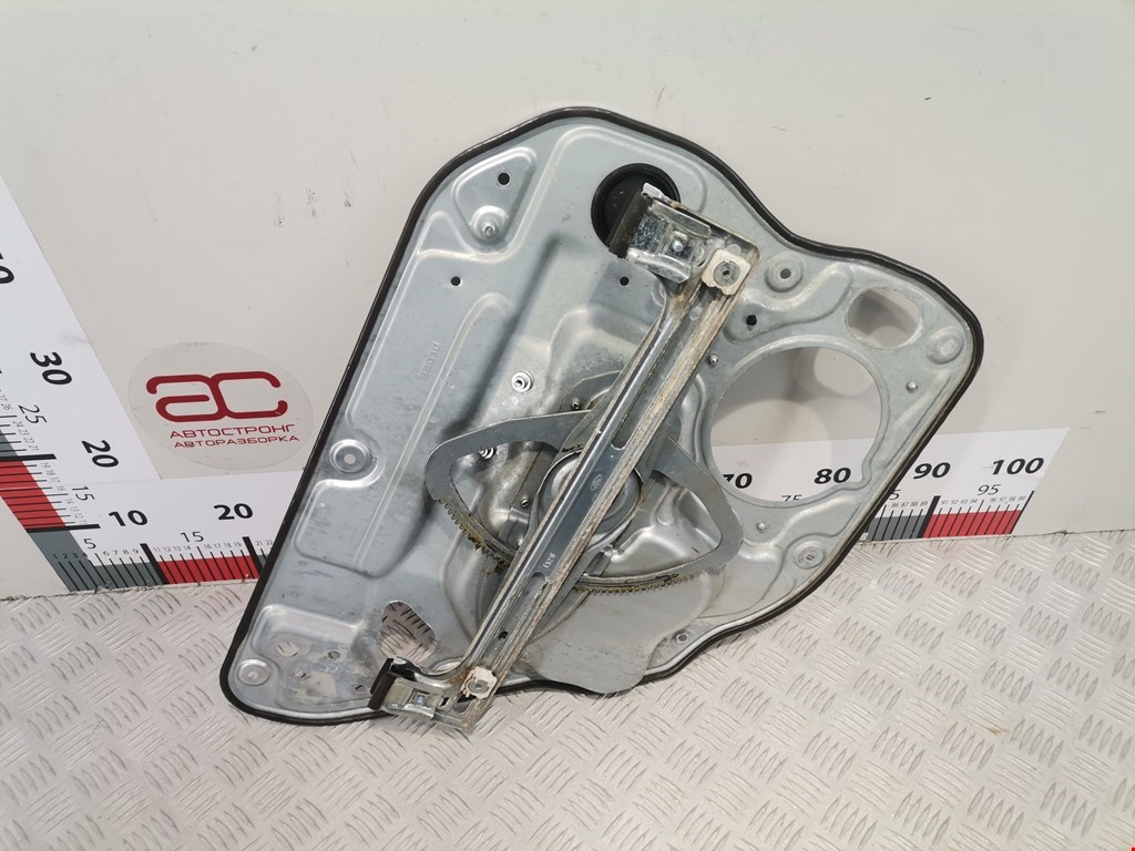 Стеклоподъемник задний правый VOLVO V50 I 2004-2012