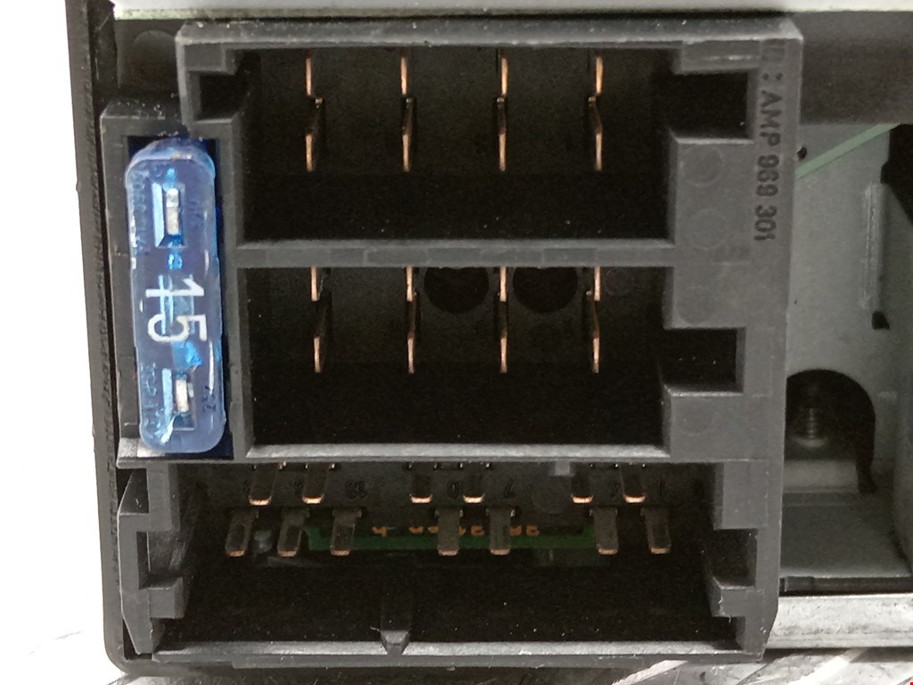 Магнитола OPEL Corsa C 2000-2006