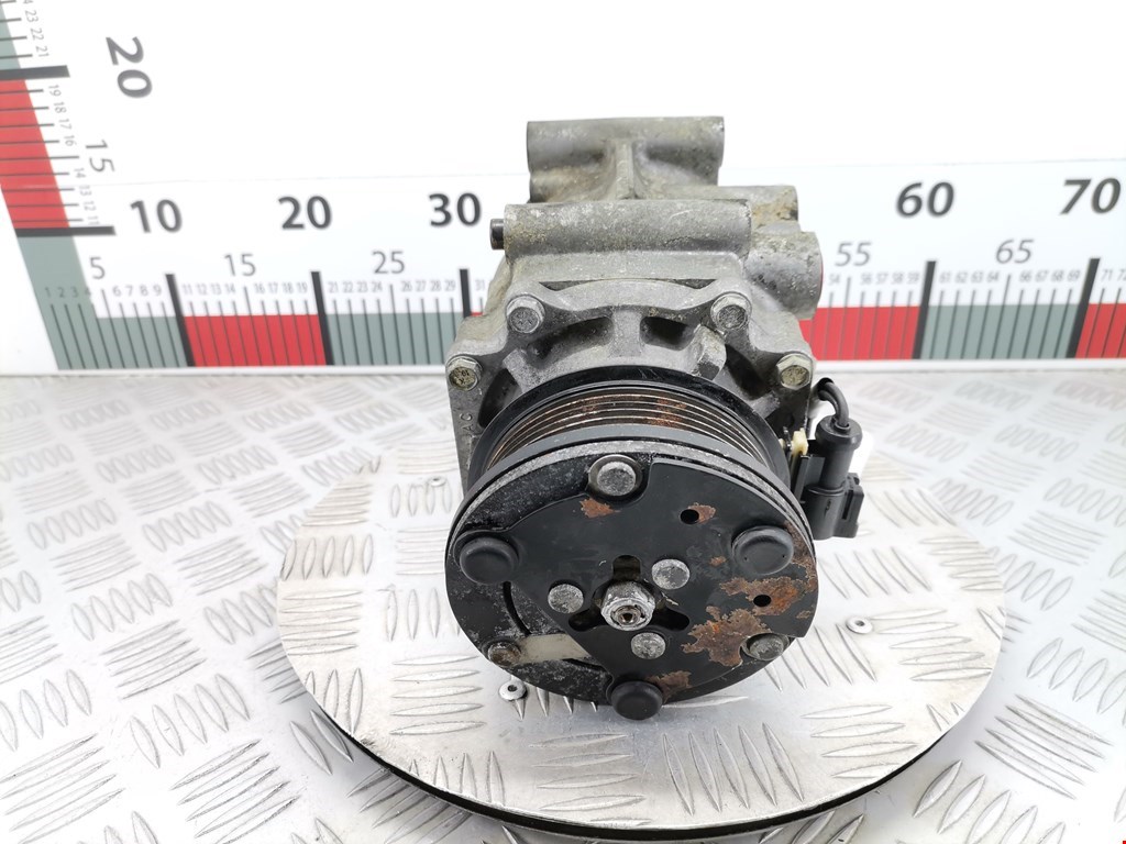 Компрессор кондиционера (системы кондиционирования) FORD Fiesta 2001-2008