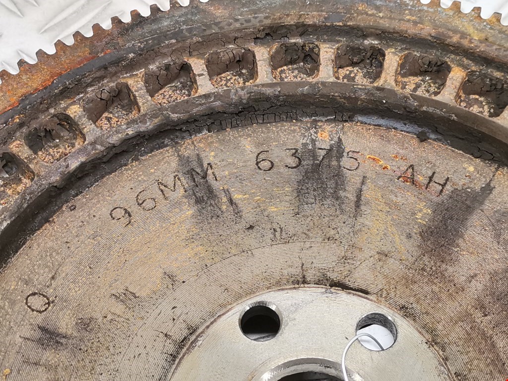 Маховик (демпфер сцепления) FORD Fiesta 2001-2008