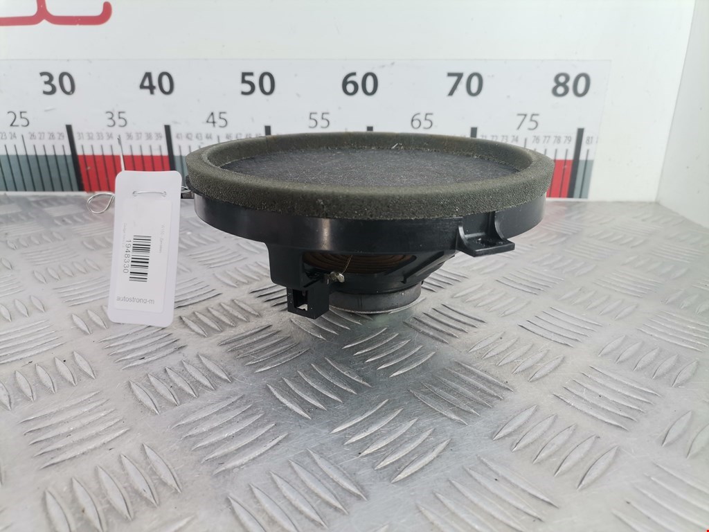 Динамик DODGE Nitro 2006-2011