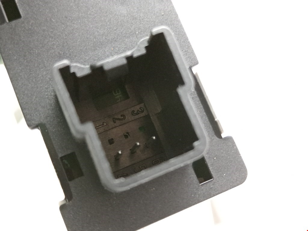 Кнопка аварийной сигнализации (аварийки) FORD Focus I 1998-2005