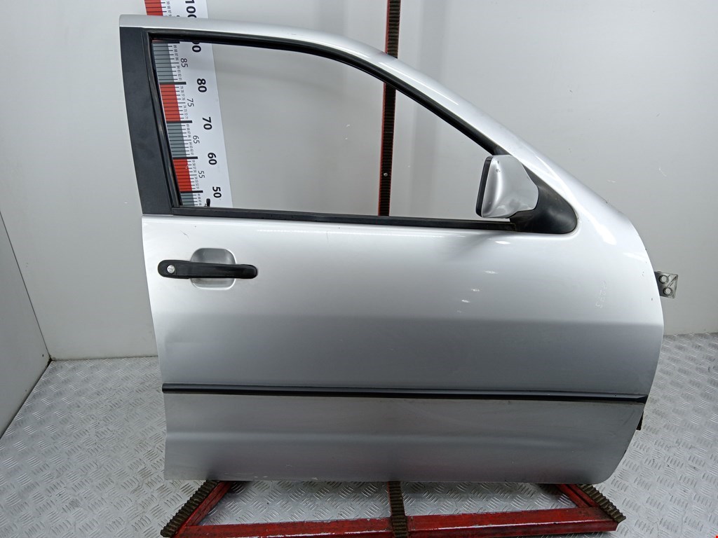 Дверь передняя правая SEAT Cordoba 1993-2002
