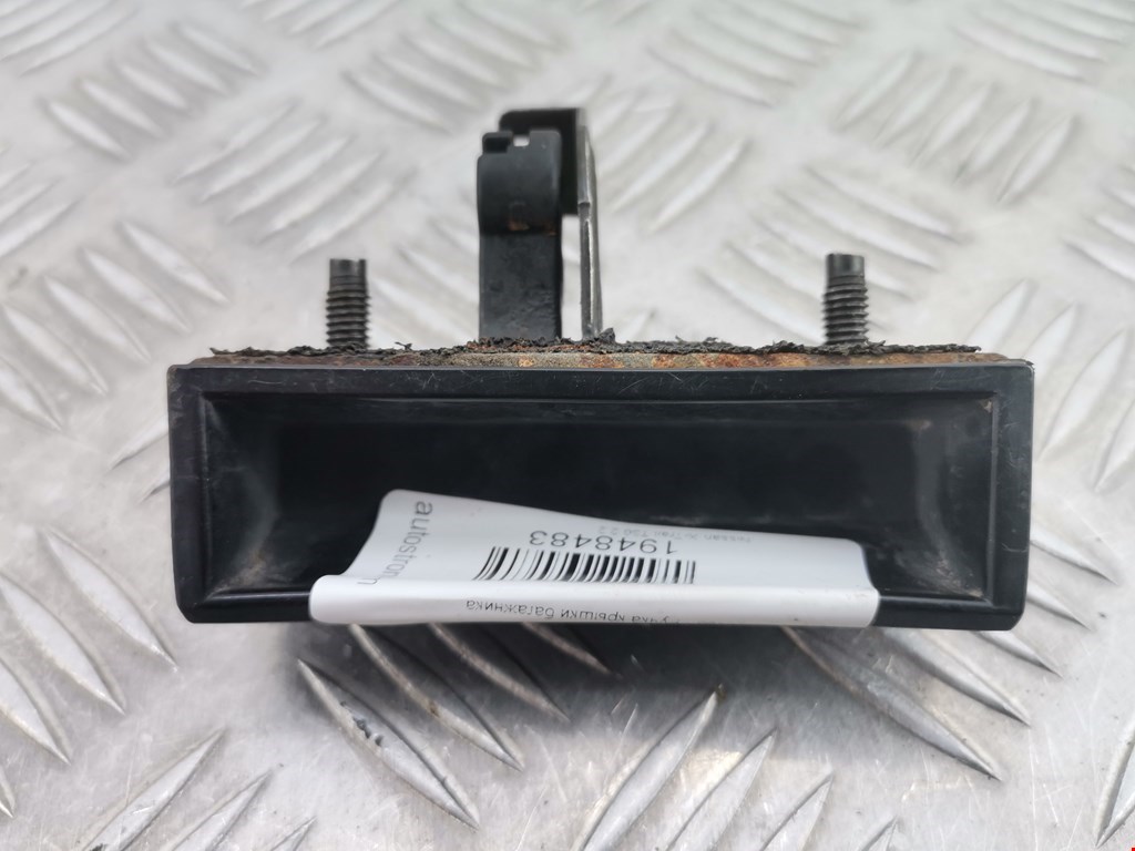 Ручка двери багажника наружная NISSAN X-Trail T30 2000-2007