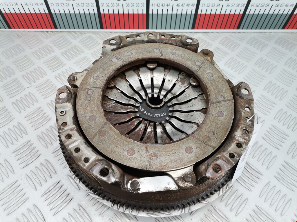 Маховик (демпфер сцепления) FORD Fiesta 2001-2008