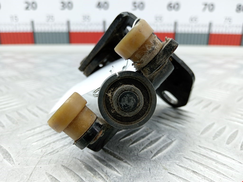 Ролик двери сдвижной (левый/правый средний верхний/нижний) CITROEN Berlingo 1996-2012