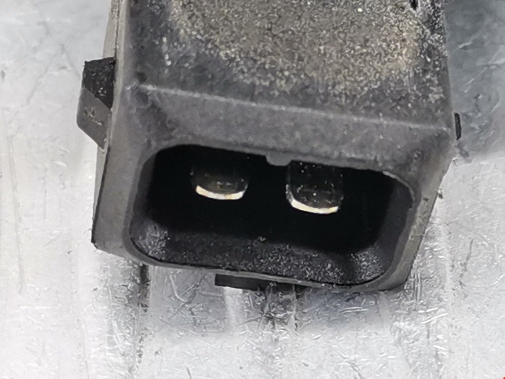 Клапан вентиляции топливного бака BMW X3 E83 2003-2010