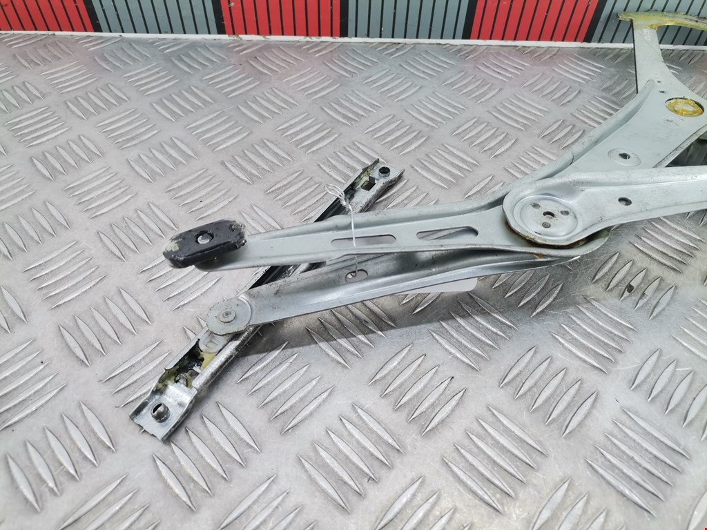 Стеклоподъемник передний правый OPEL Astra H/Family 2004-2015