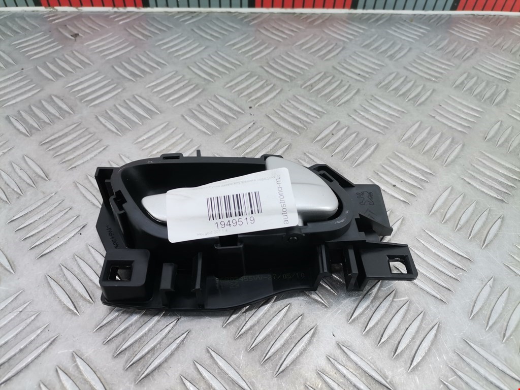 Ручка дверная передняя внутренняя правая PEUGEOT 207 2006-2015