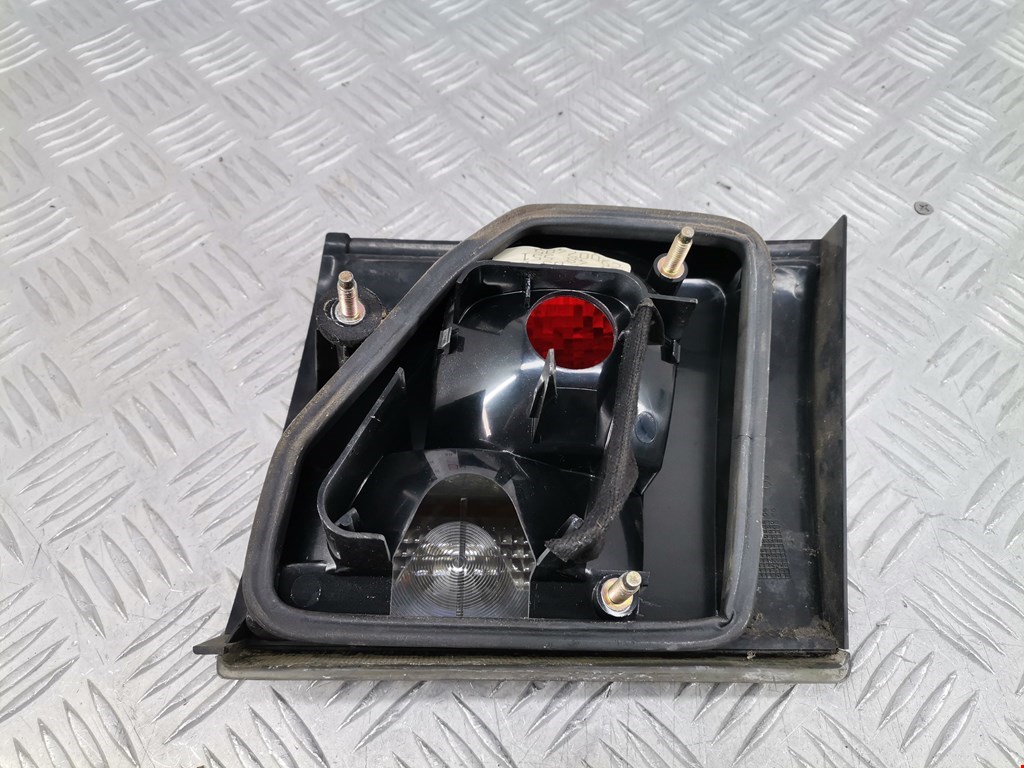 Фонарь задний внутренний левый SAAB 900 1993-1998
