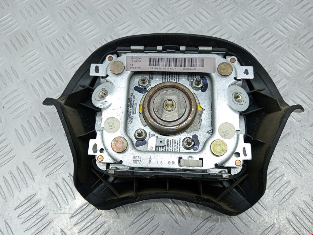 Подушка безопасности в рулевое колесо PEUGEOT 406 1995-1999