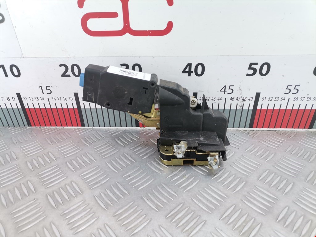 Замок двери передней левой MITSUBISHI Space Star 1999-2006