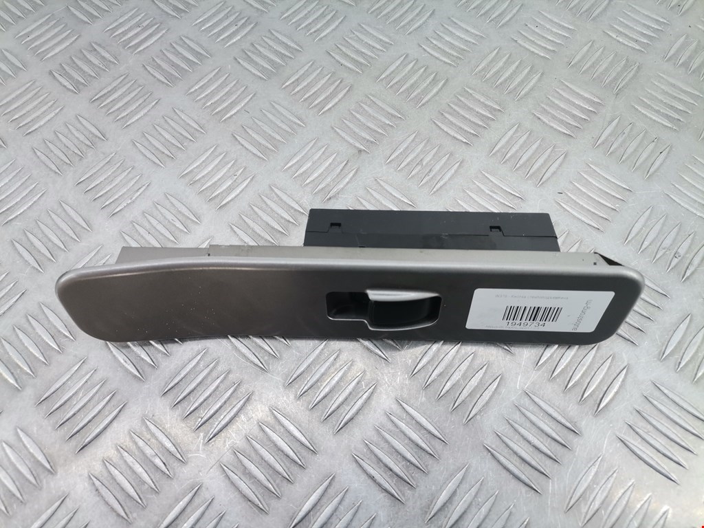 Кнопка стеклоподъемника Mitsubishi Pajero Sport 1 (1998-2008)