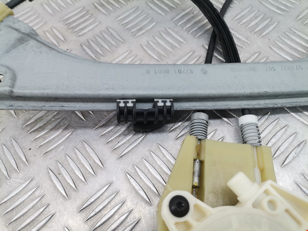 Стеклоподъемник задний левый RENAULT Laguna 2007-2015