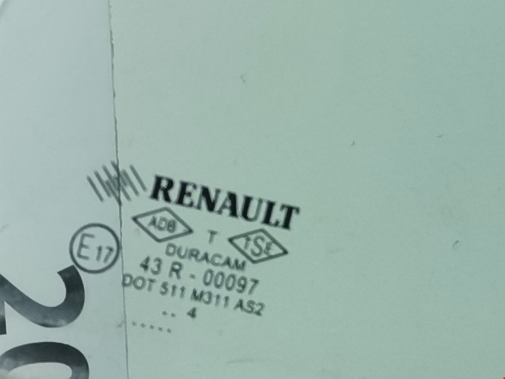 Стекло двери заднее левое RENAULT Clio 2012-2019