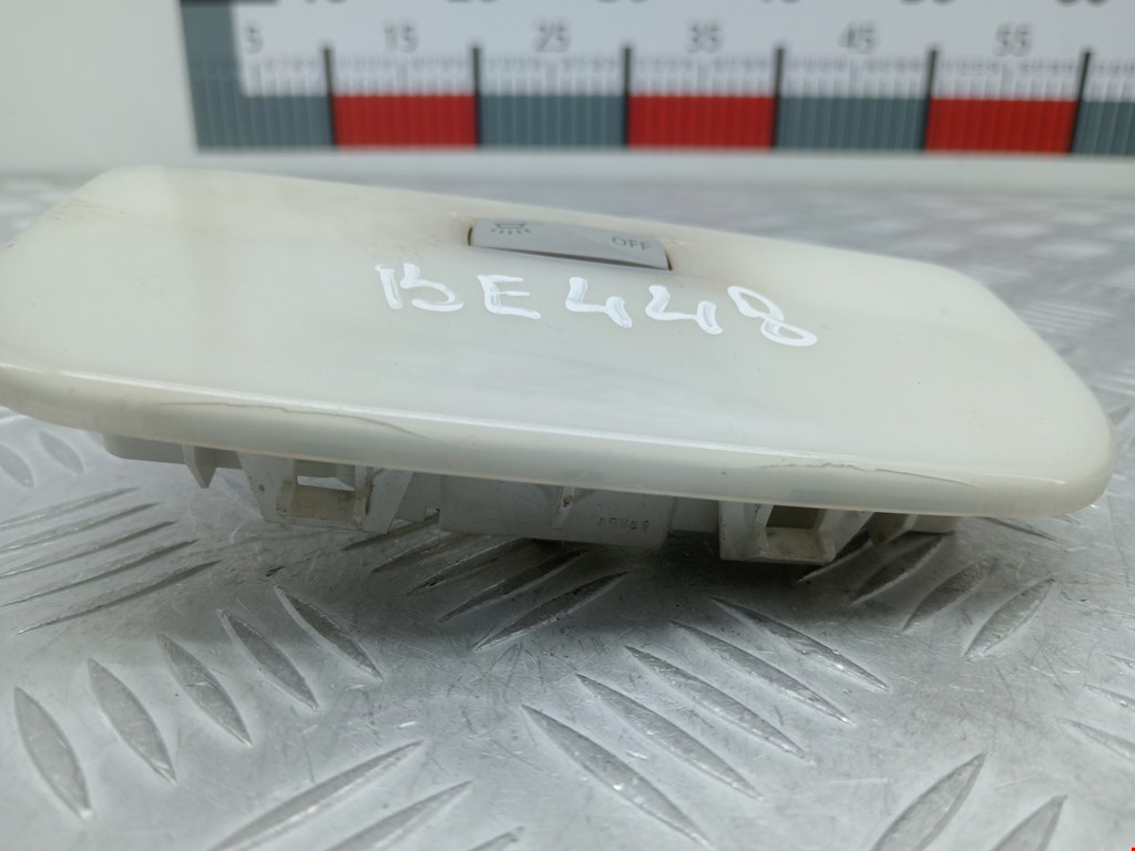 Плафон салонный (салона фонарь) RENAULT Megane III 2009-2016